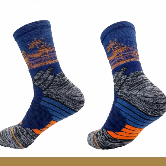 Échantillon gratuit Sport gros Skate Crew Sports hommes logo personnalisé chaussettes de sport chaussettes décontractées
